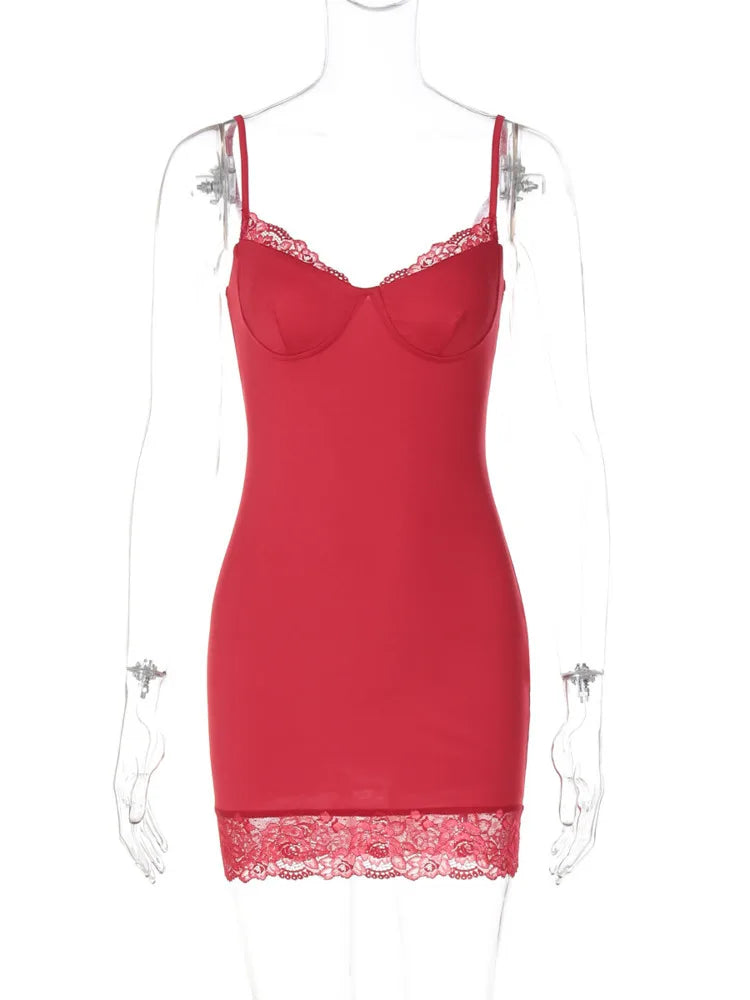 Fitted mini dress with lace decoration - Alice