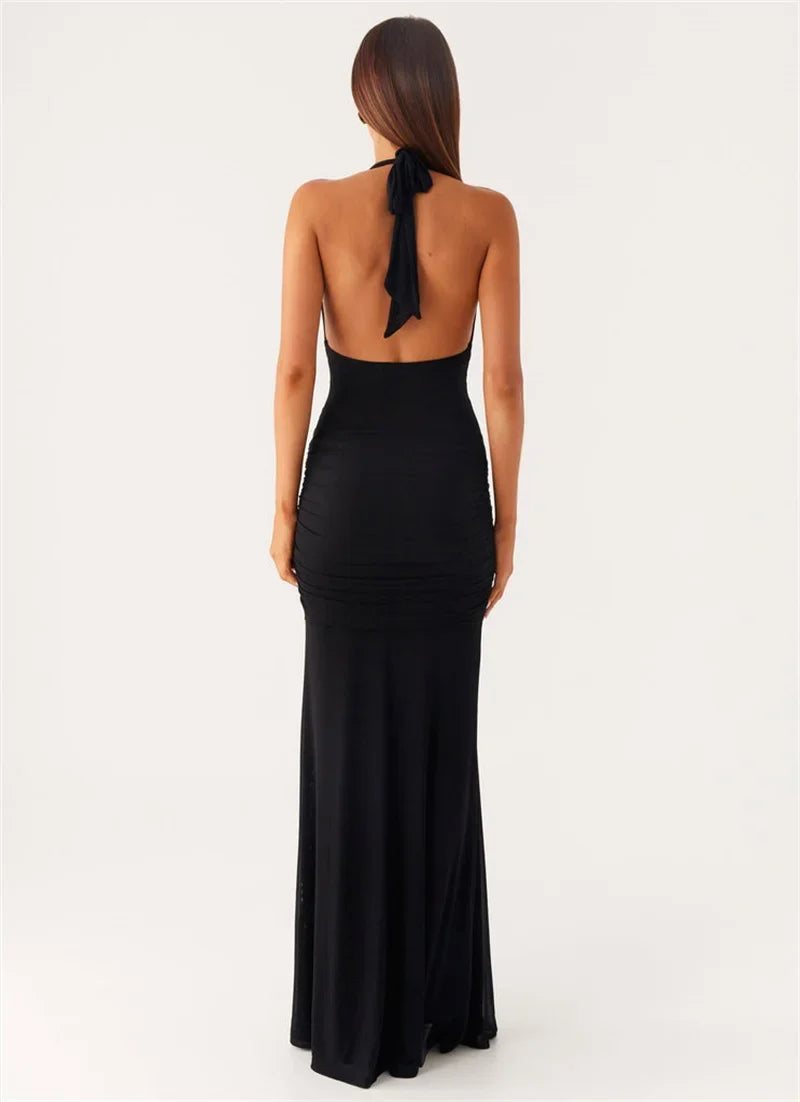 Maxi dress with a buckle design and open back - Tzahala