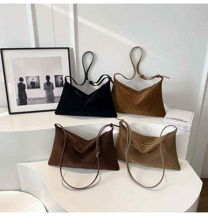 תיק זמש בעיצוב קלאסי