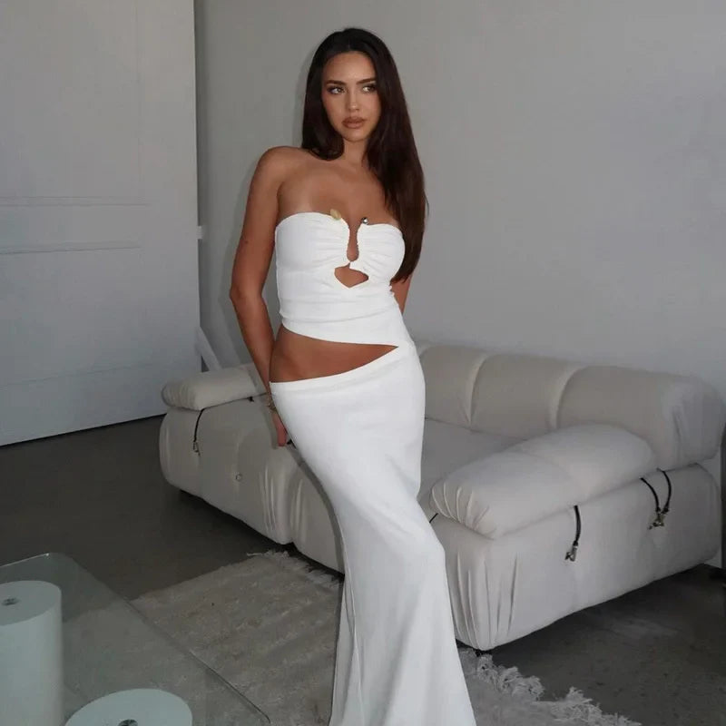 Maxi strapless dress with cut style and buckle detail - Tai