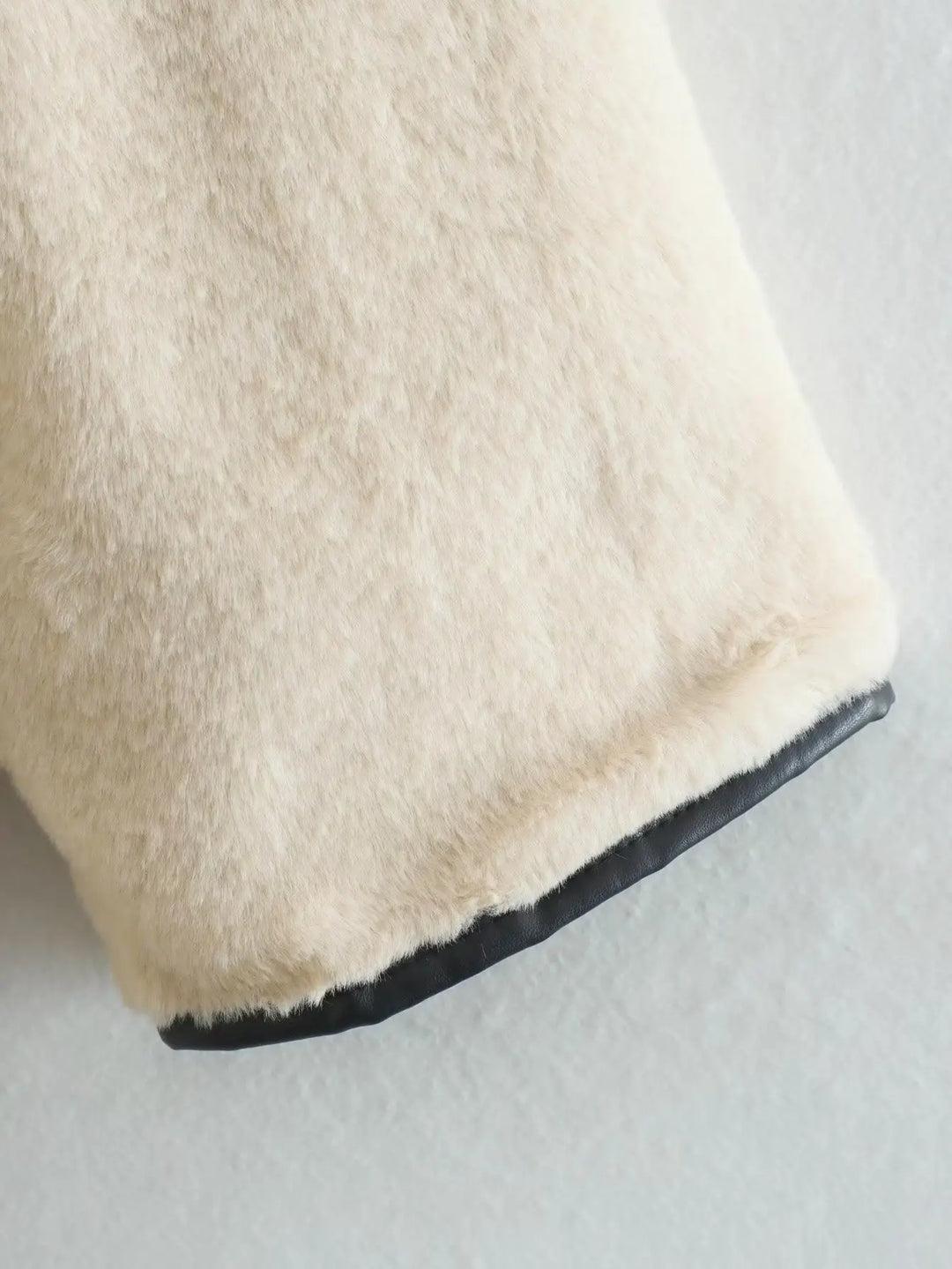 Wool Coat with Fur and Button Closure in Vintage Design - Yan