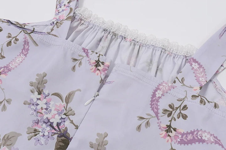 Floral mini dress with lace trim in a rustic A-line design - Himana