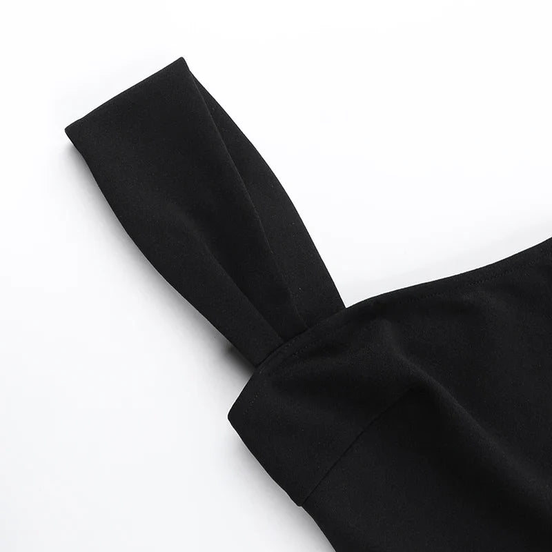 Fitted Mini Dress with Elegant Belt Detail - Laura
