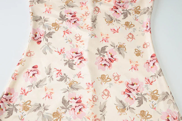 Fitted floral maxi dress with open back - Felicia