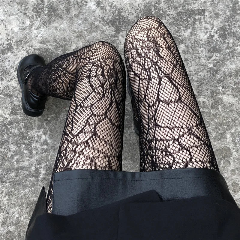 Tights in a variety of textures and shades: lace / hearts / bows / butterflies / mesh / sequins / stars