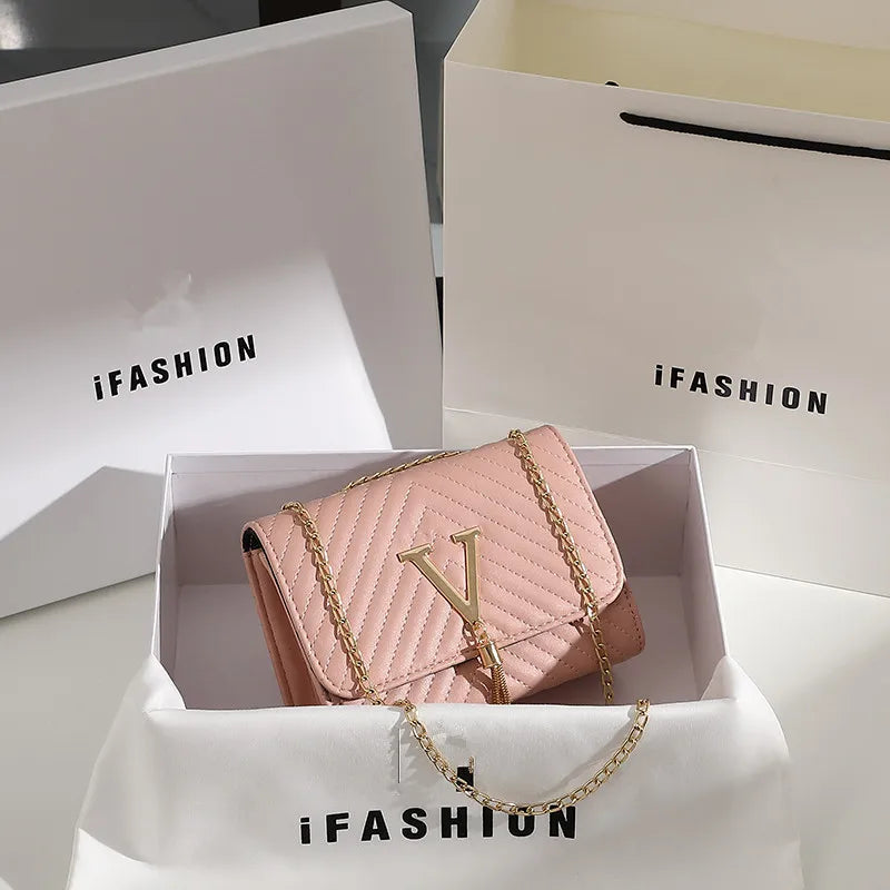 תיק דמוי עור בעיצוב יוקרתי