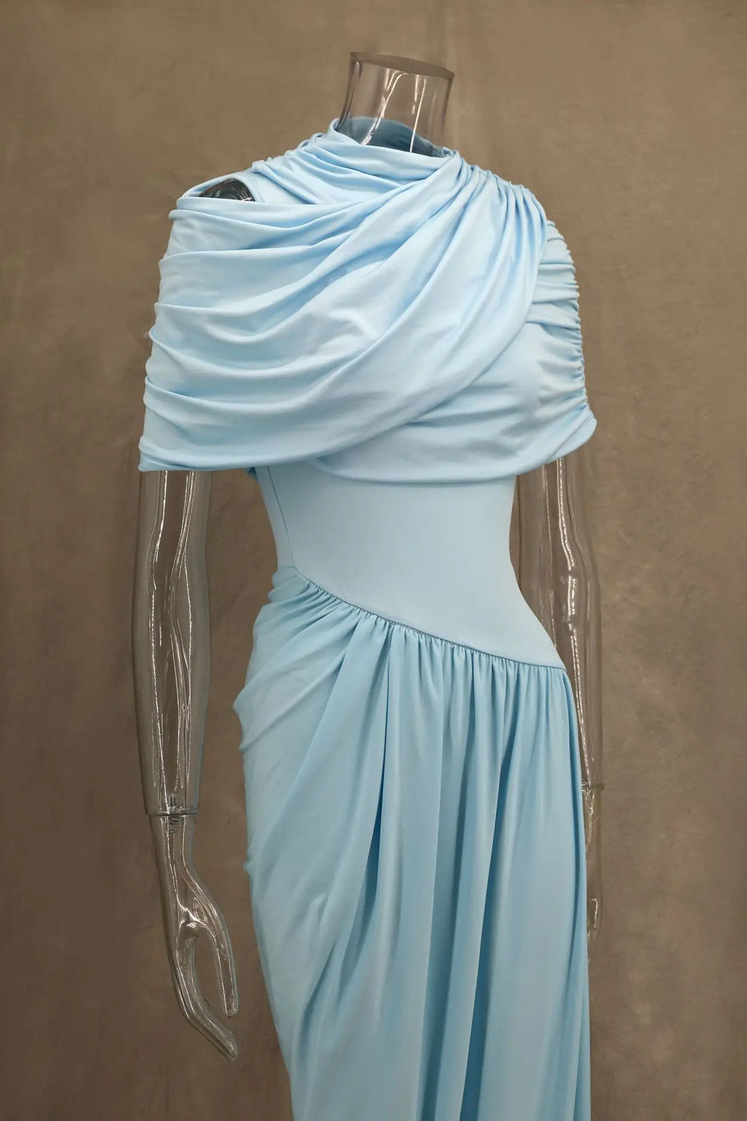 Luxurious Maxi Dress with Pleated Design - Amanda