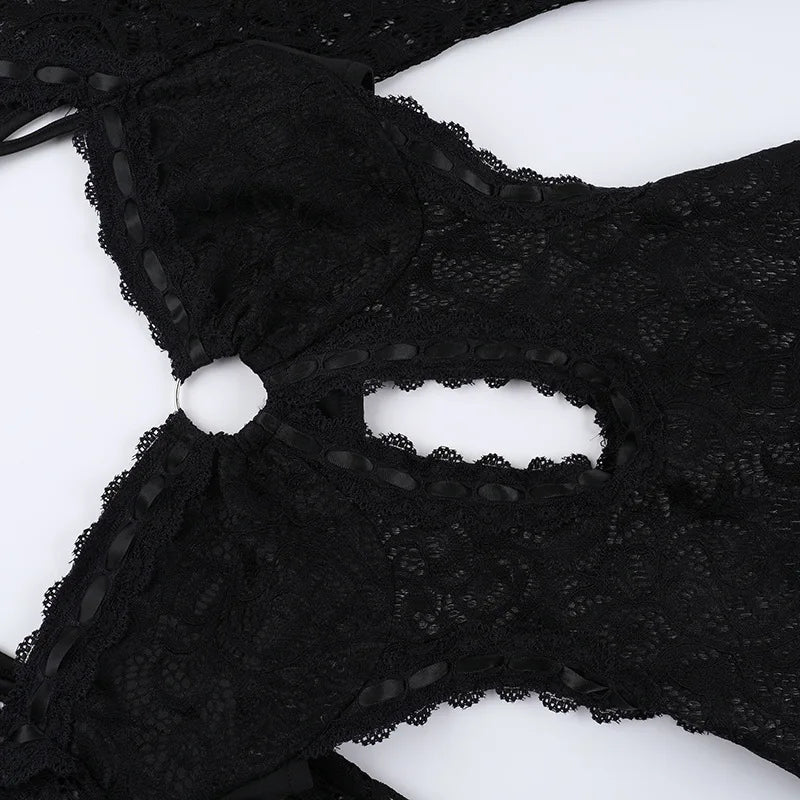 Short lace jumpsuit with long sleeves, hoop design, and open back - Hunter