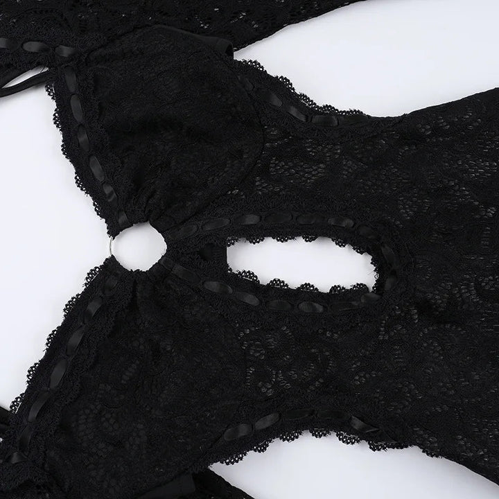 Short lace jumpsuit with long sleeves, hoop design, and open back - Hunter