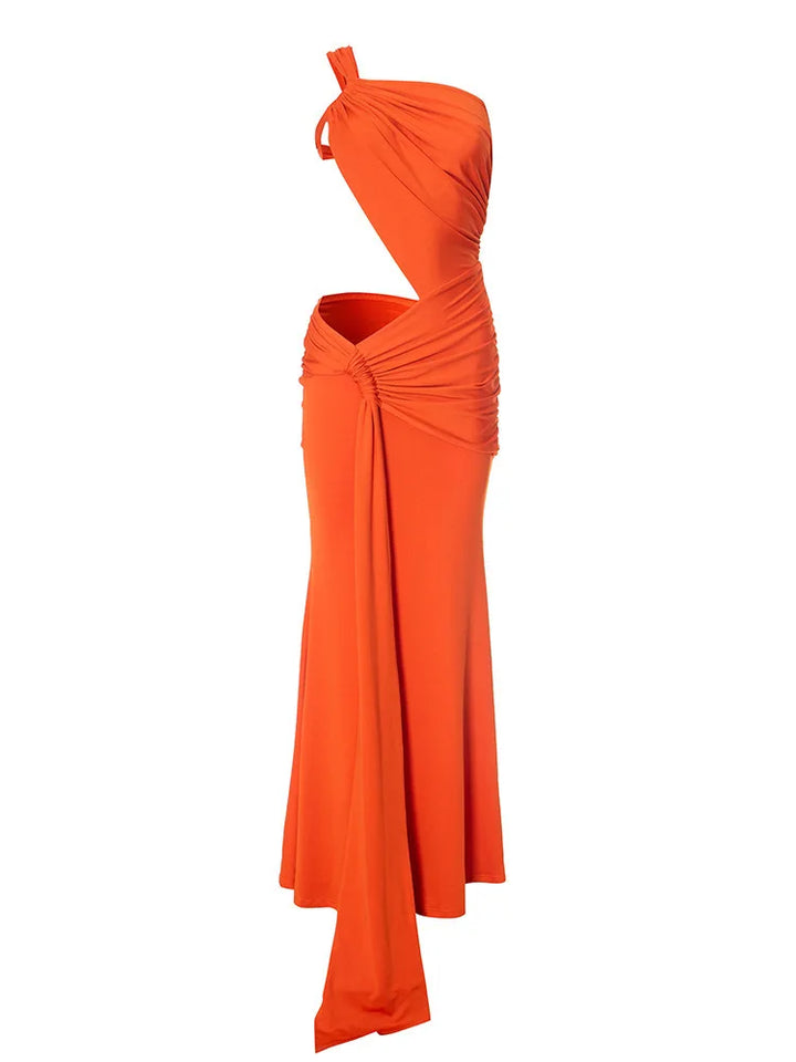 Boho chic maxi dress with one shoulder and slit decorated with a train - Alexandria