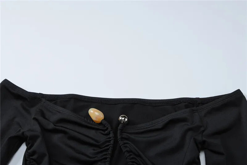 Fitted off-shoulder shirt with buckle decoration - Stace