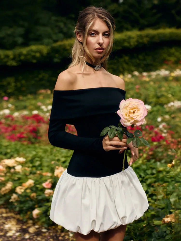 Monochrome balloon mini dress with bare shoulders - Lis