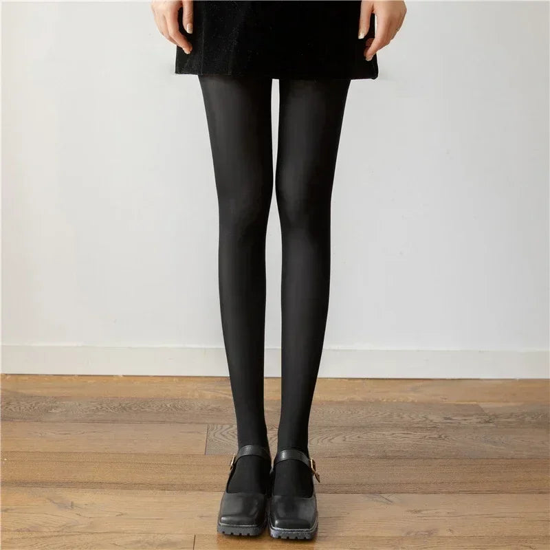 Opaque / sheer tights in a variety of colors