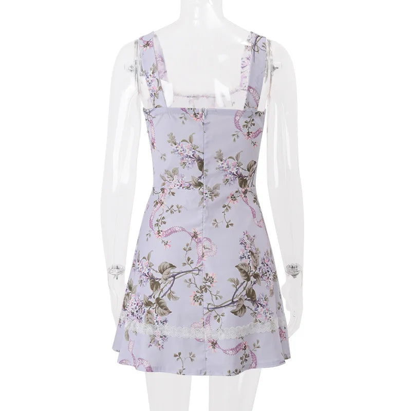 Floral mini dress with lace trim in a rustic A-line design - Himana