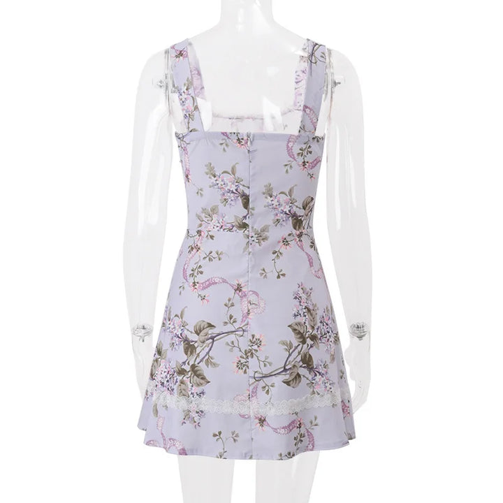 Floral mini dress with lace trim in a rustic A-line design - Himana