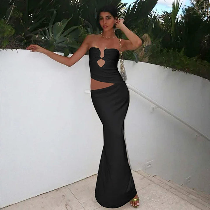 Maxi strapless dress with cut style and buckle detail - Tai