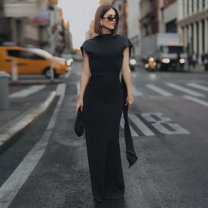 Elegant evening maxi dress with open back and train decoration - Ataret