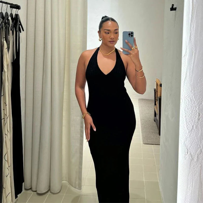 Knitted Maxi Dress with Open Back - Sol
