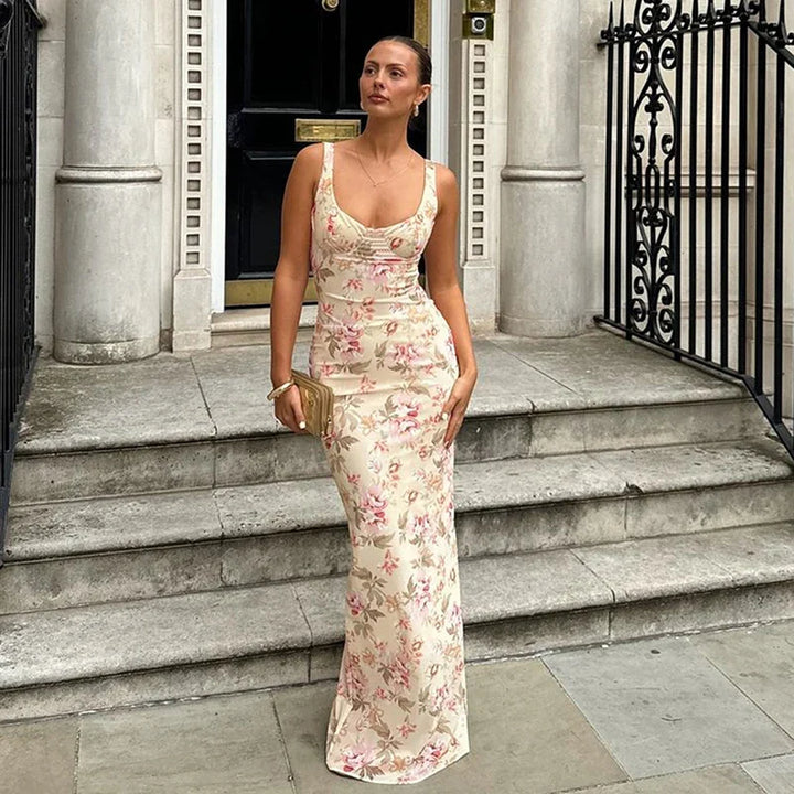 Fitted floral maxi dress with open back - Felicia