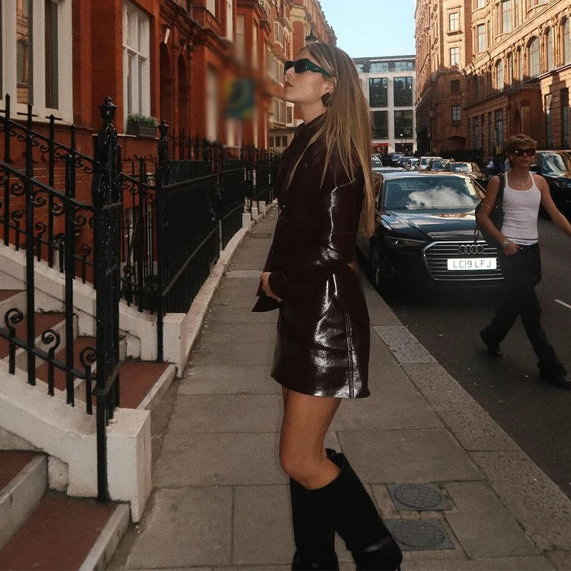 Two-piece set: mini skirt and leather blazer - Blake