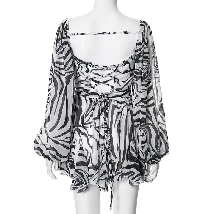 Mini Dress with Ruffle and Open Sleeves - Hallel