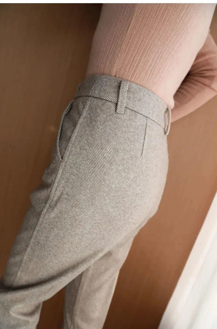 Wool pencil pants