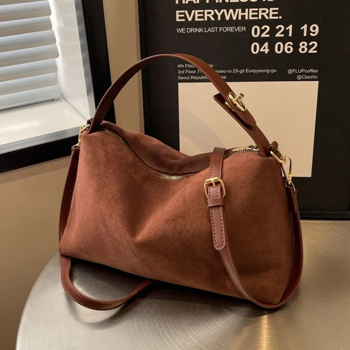 תיק זמש בעיצוב קלאסי