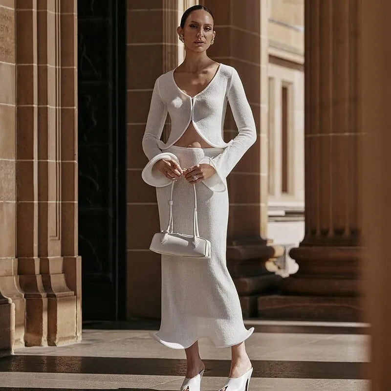 Knitted Two-Piece Set with Buttoned Top and Maxi Skirt - PARIS