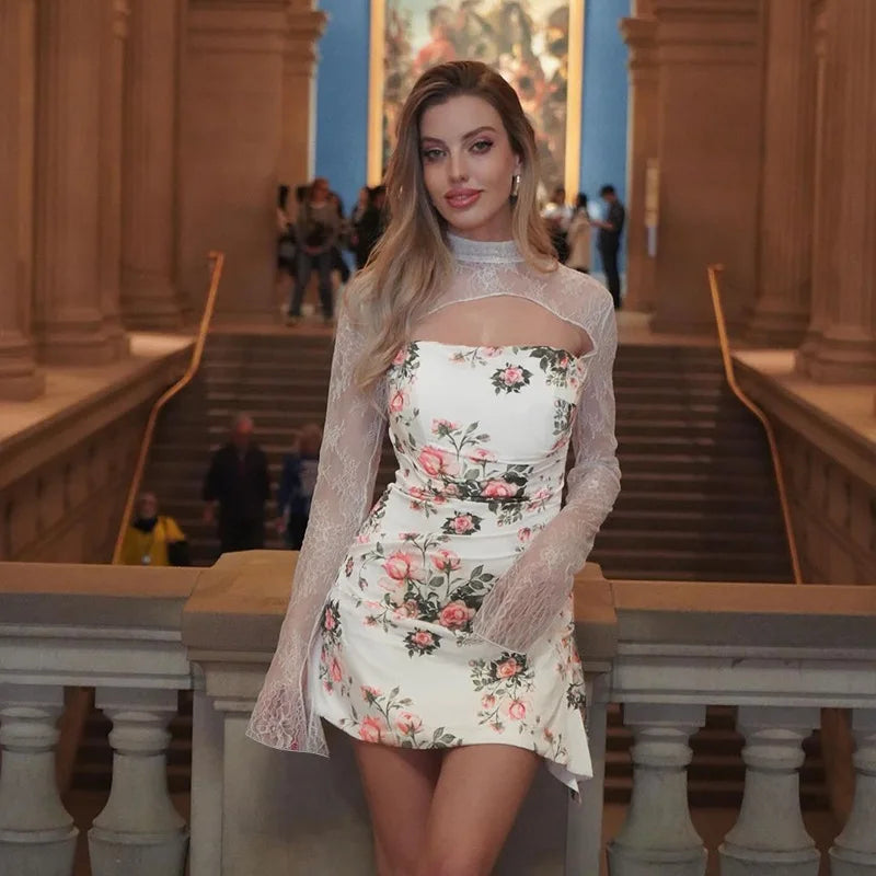 Floral mini dress with lace decoration - Sigal
