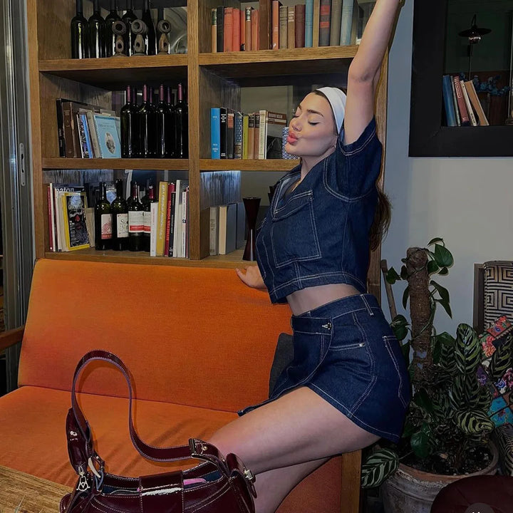 חליפת דנים שני חלקים מכנס חצאית מיני וחולצה בעיטור כיסים - ג'ול