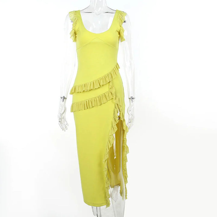 Maxi dress with ruffle decoration and slit design - Yahelia