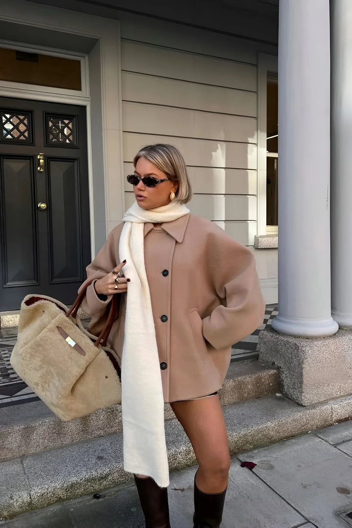 Oversized Wool Coat with Asymmetric Button Closure and Polo Collar - Hollandia