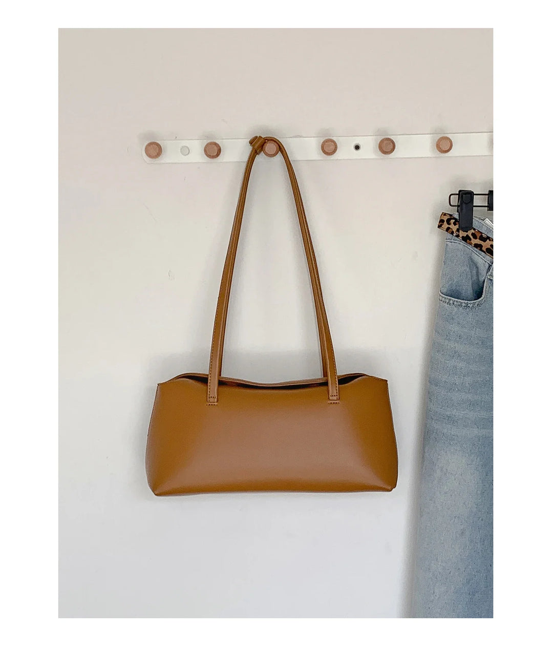 תיק דמוי עור בעיצוב מלבני