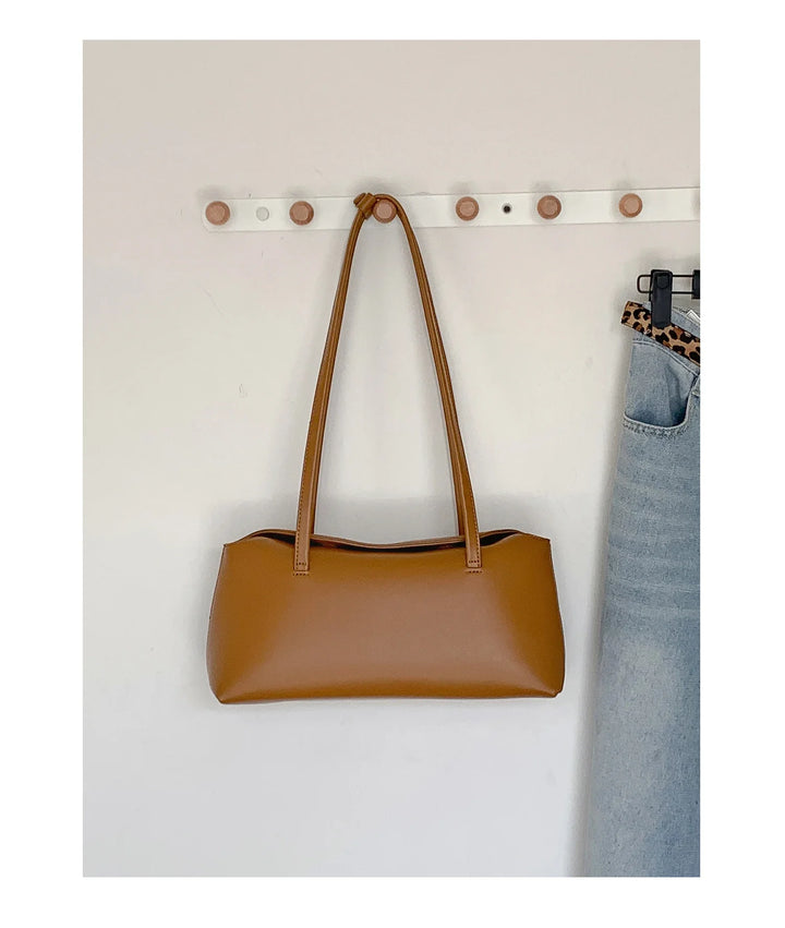 תיק דמוי עור בעיצוב מלבני