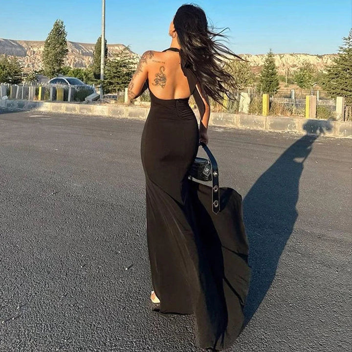 שמלת מקסי צמוד בצוואר בעיטור שסע - יעלה