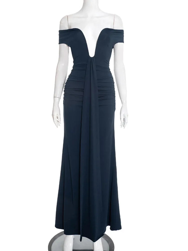Maxi Dress with Ruching, Off-Shoulder Design, and Ruching Details - Fabiana