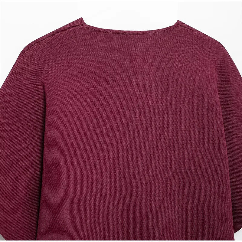 Elegant sweater with gold button decoration - Nela