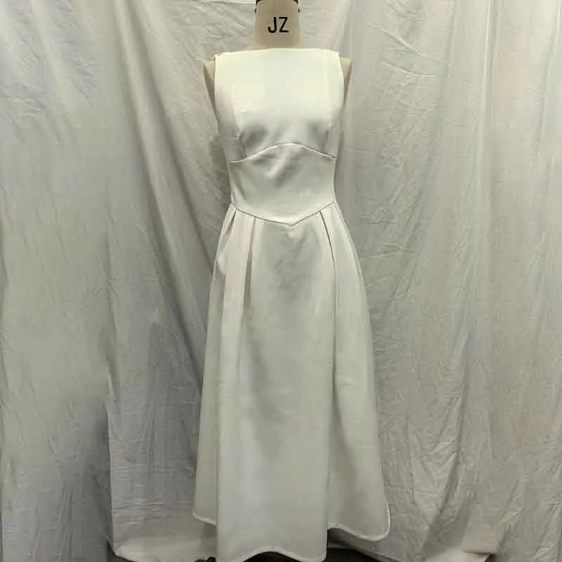 Classic midi A-line dress with open back - Alaya