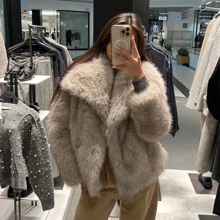 Fur Coat - Riri