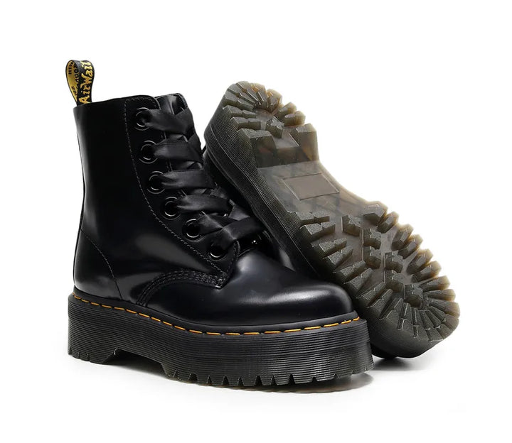 Leather boots with satin laces - Winnie