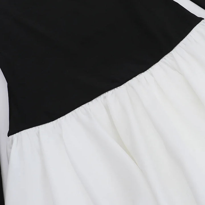 Monochrome balloon mini dress with bare shoulders - Lis