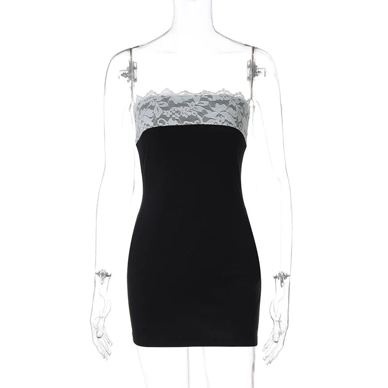 Mini strapless dress decorated with lace - Mally
