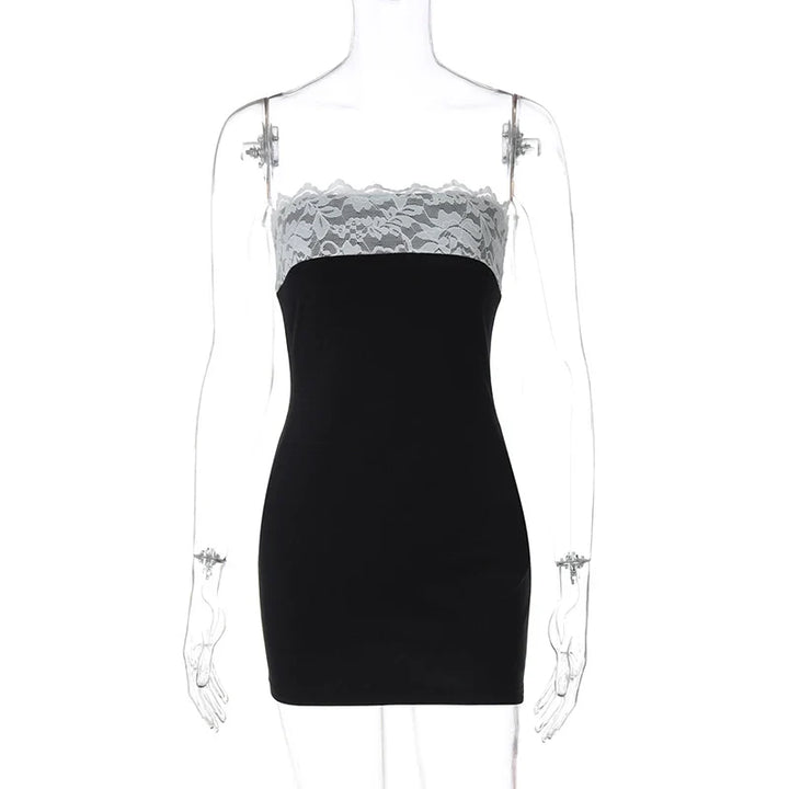 Mini strapless dress decorated with lace - Mally
