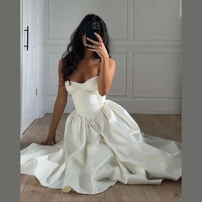 Strapless Midi Dress with A-Line and Elegant Design - Simone