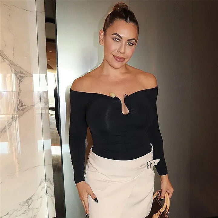 Fitted off-shoulder shirt with buckle decoration - Stace