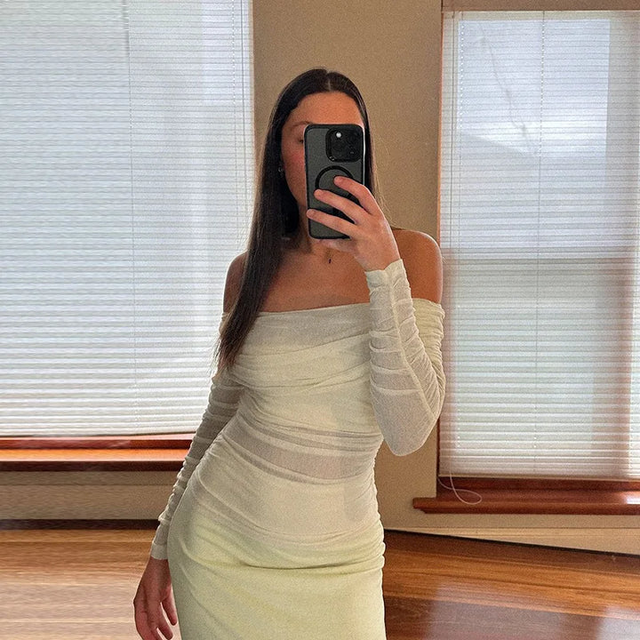 Two-piece set: maxi skirt and off-shoulder mesh top - Blina