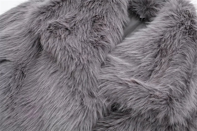 Fur Coat - Riri