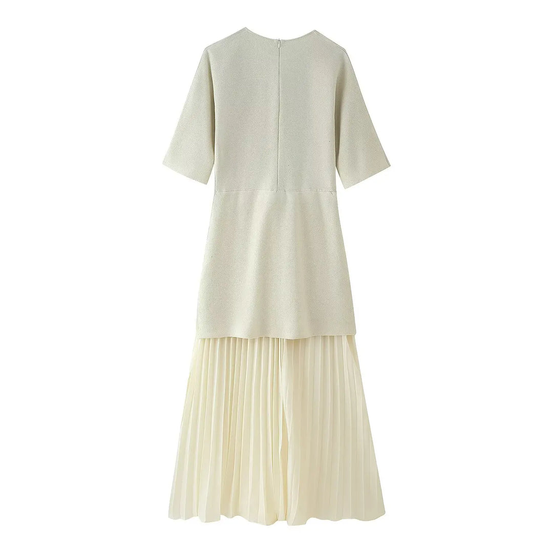 Maxi dress with pleated design - Nahora