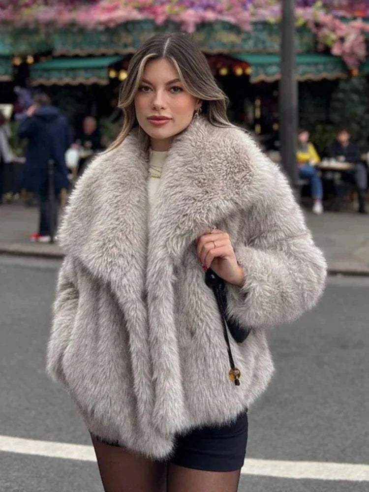 Fur Coat - Riri