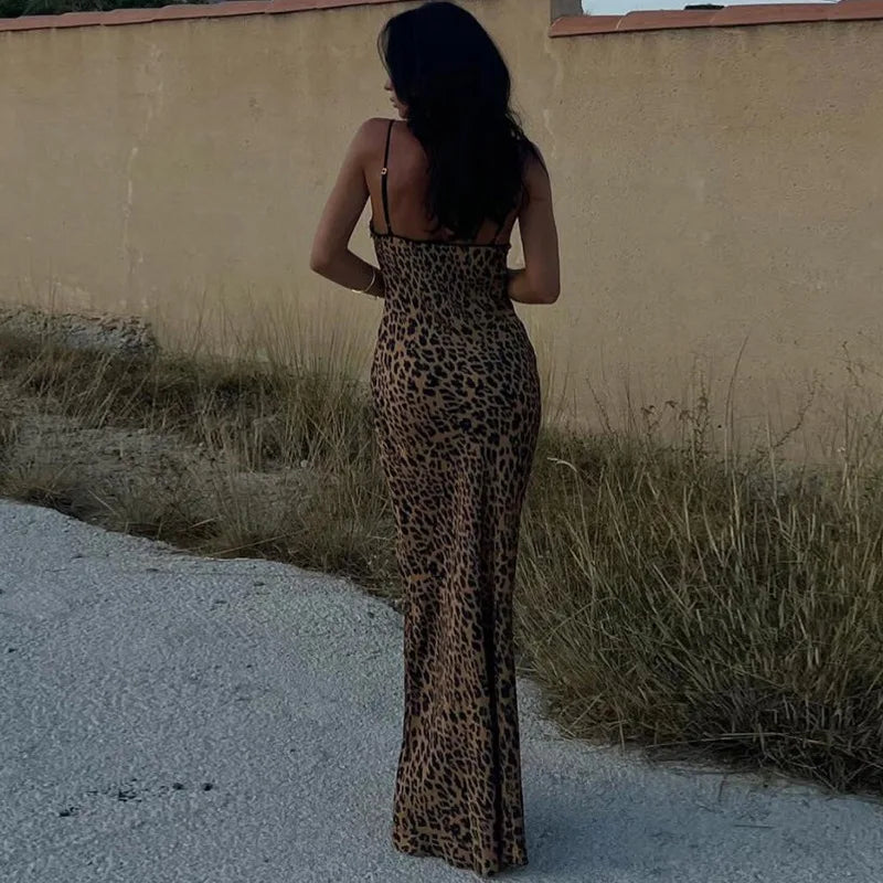 Elegant Maxi Dress with Leopard Print and Chest Tie - Reina